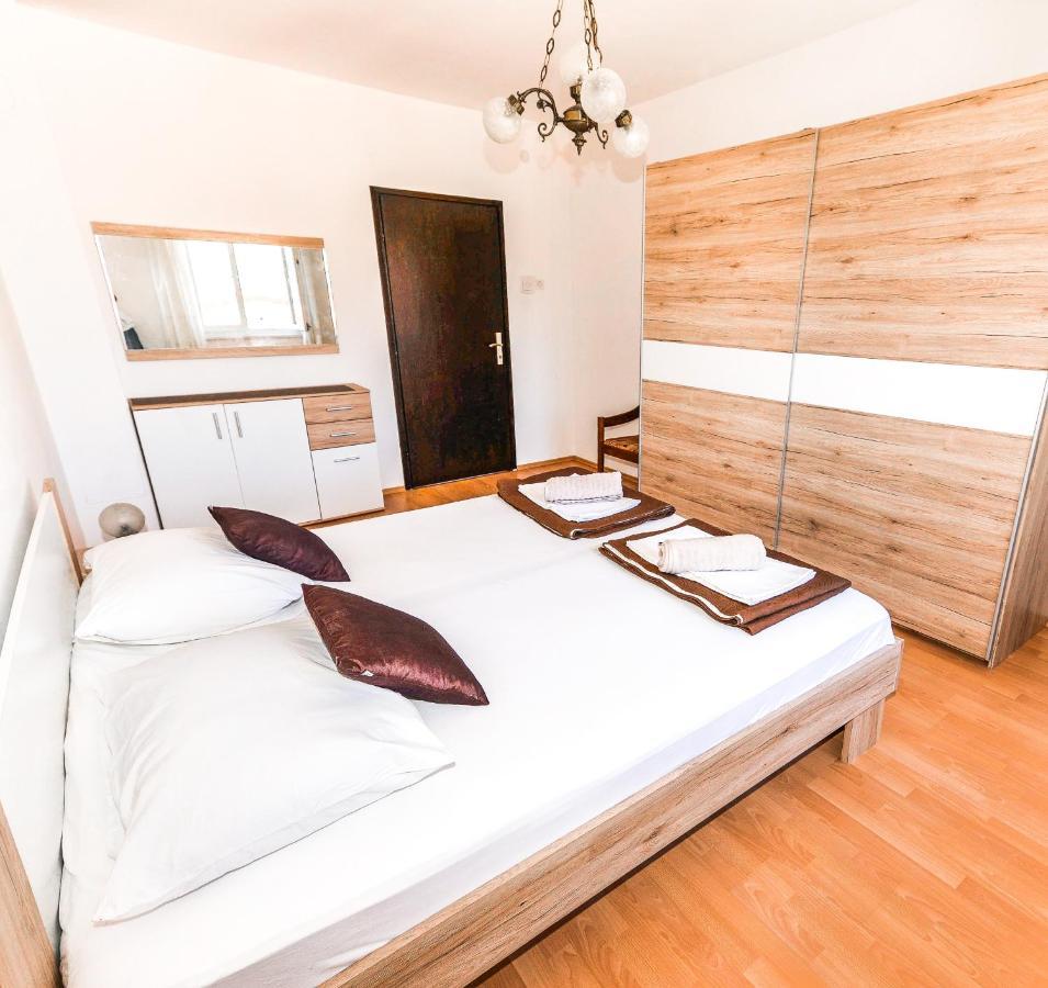 Apartments Jadran Pag Town Extérieur photo