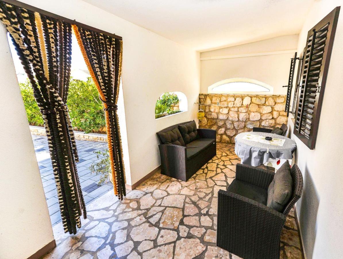 Apartments Jadran Pag Town Extérieur photo